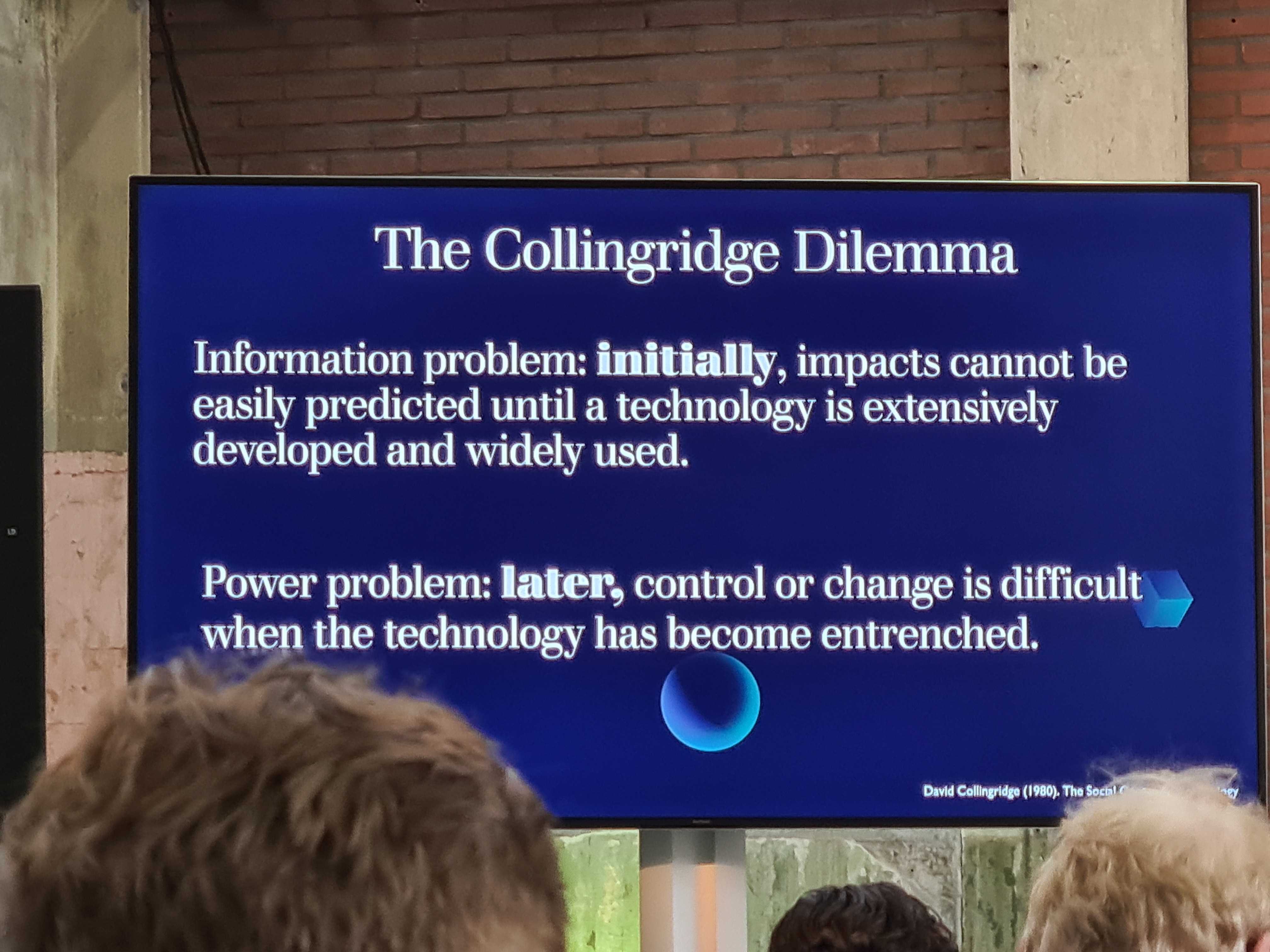 Collingridge dilema